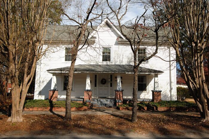 1BD/1BA Apartment – $645/Month – Mount Olive, NC